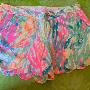 Lilly Pulitzer Buttercup shorts EUC
